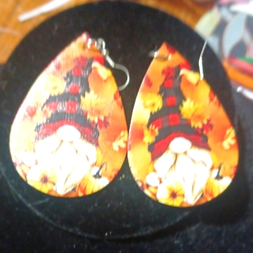 💐Gnome Earrings💐